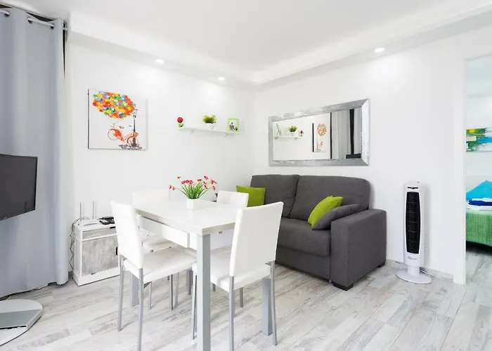 241 Quiet With Terrace بلايا ذي لاس أميريكاس